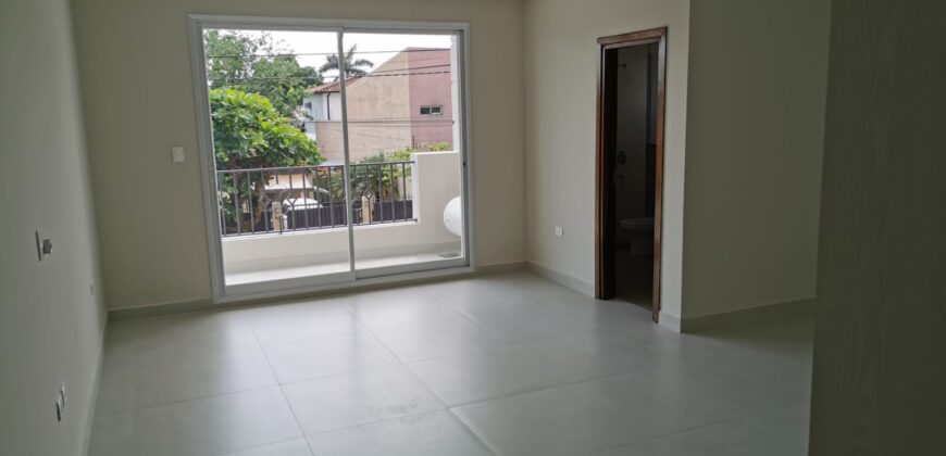 Vendo Residencia, Barrio Mburucuya