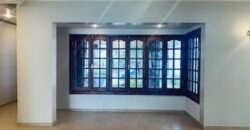 Alquilo Fina Residencia en Villa Morra