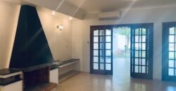 Alquilo Fina Residencia en Villa Morra