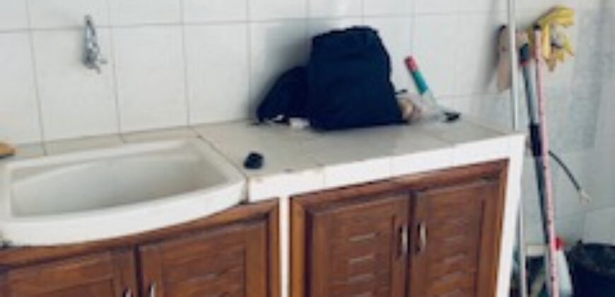 Alquilo Fina Residencia en Villa Morra